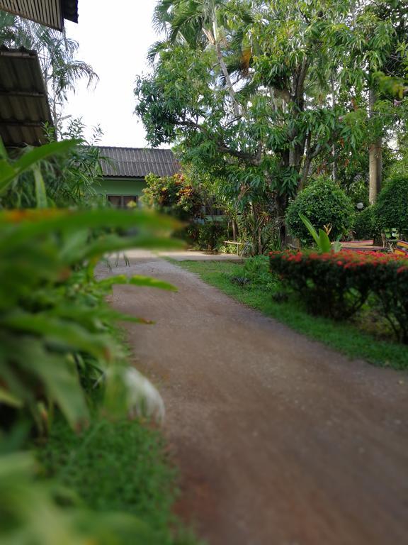 Baan Bua Guest House Chiang Rai Dış mekan fotoğraf