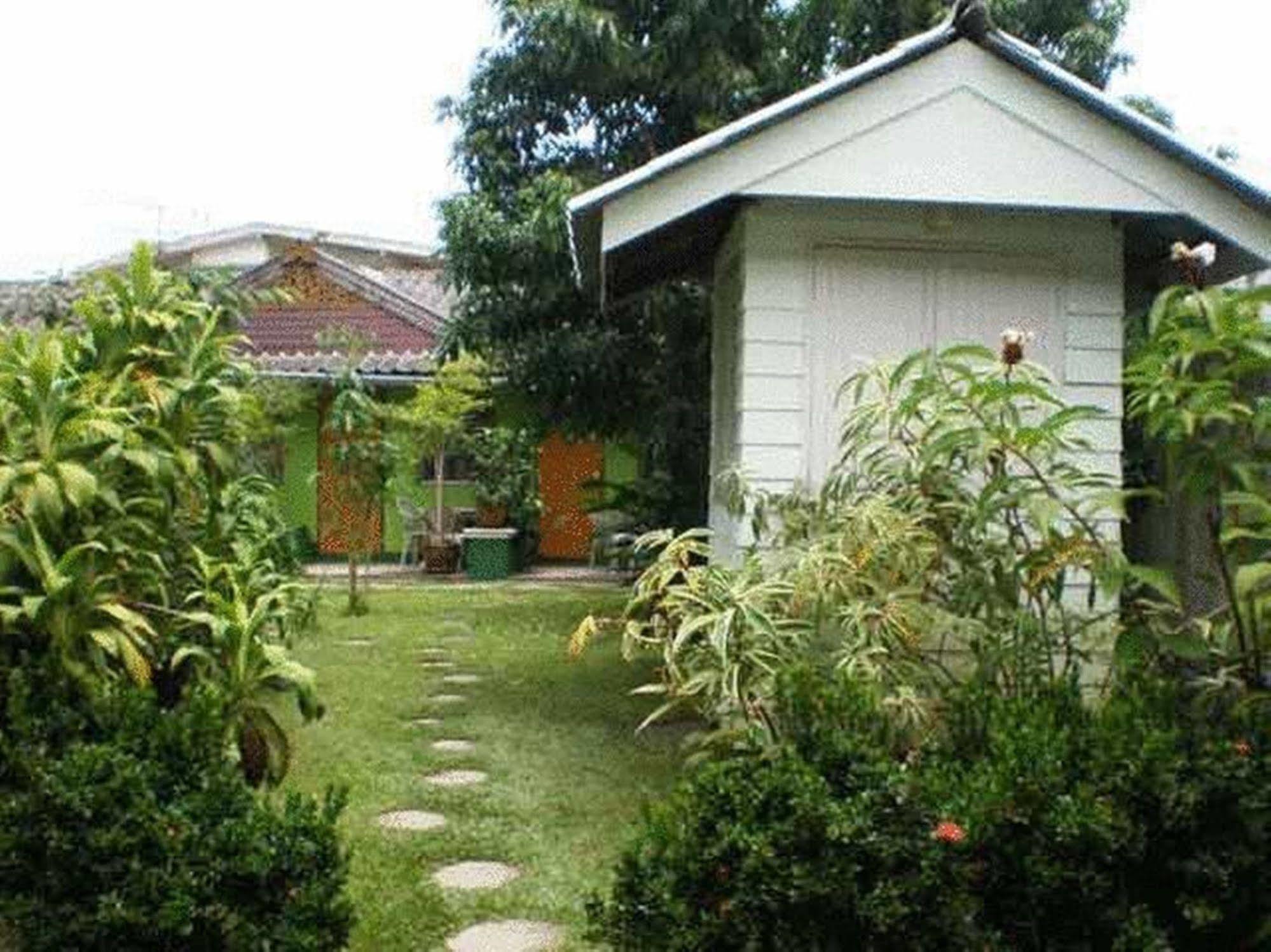 Baan Bua Guest House Chiang Rai Dış mekan fotoğraf