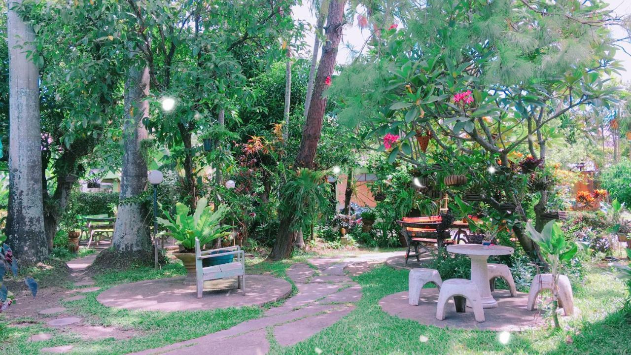 Baan Bua Guest House Chiang Rai Dış mekan fotoğraf